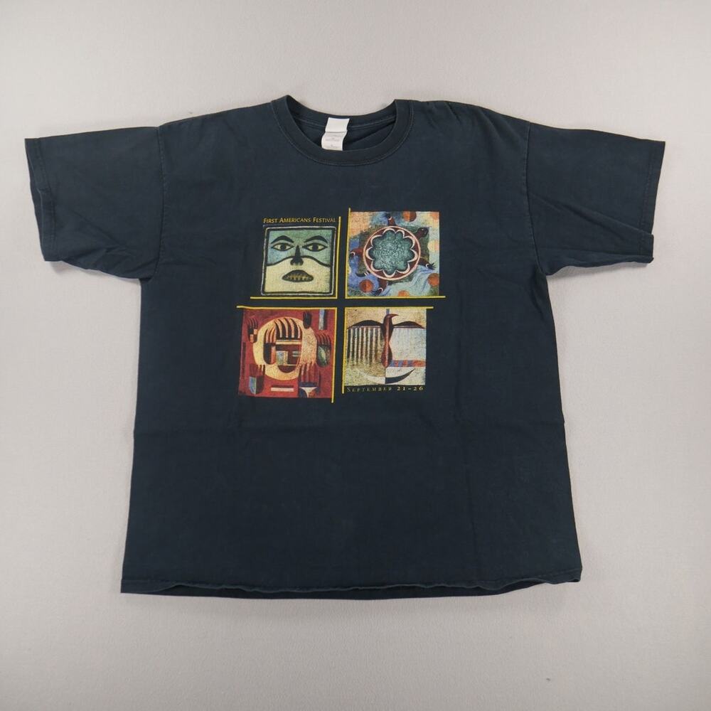 Vintage Y2K Gildan National Mueseum Of The American Indians Graphic Mens Size XL